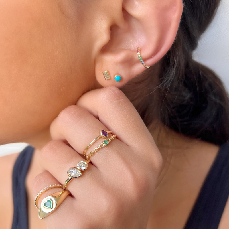 LANA MINI RAISED EMERALD PINKY SIGNET RING