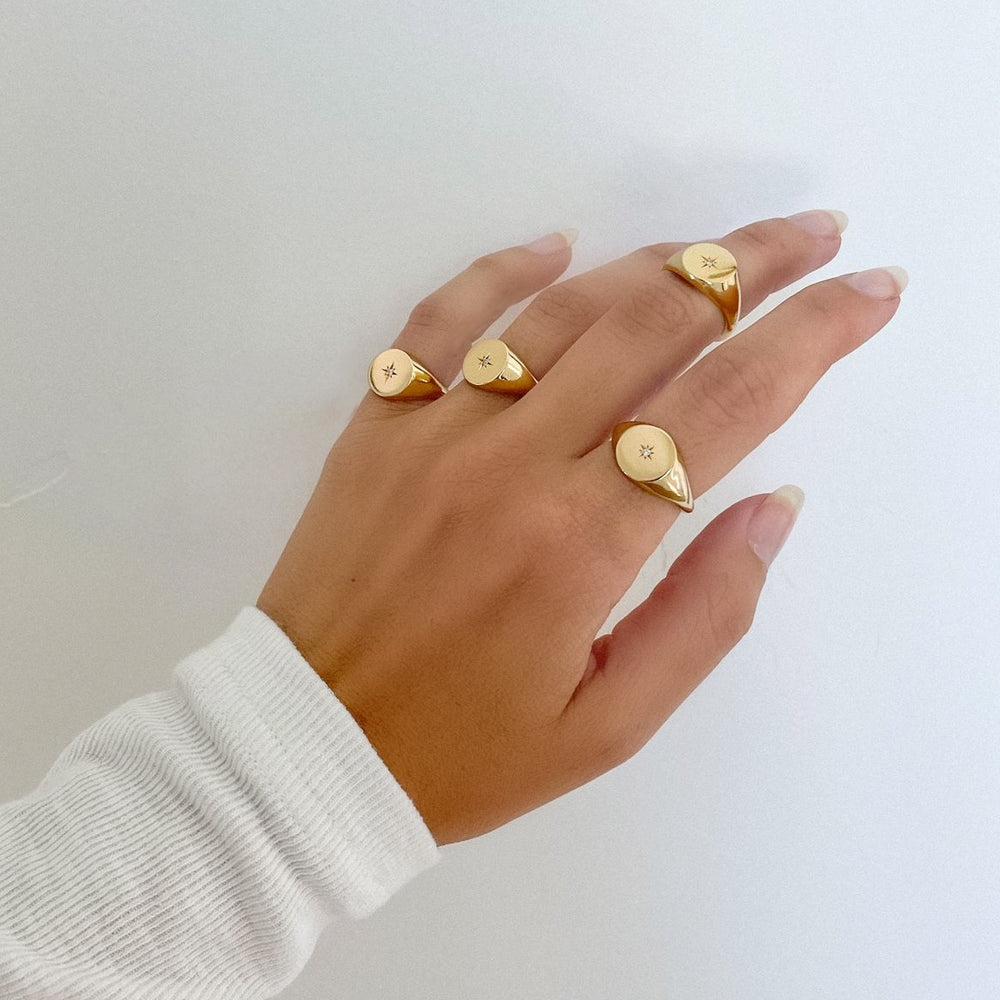 ALANA PINKY SIGNET RING – SARAH CHLOE
