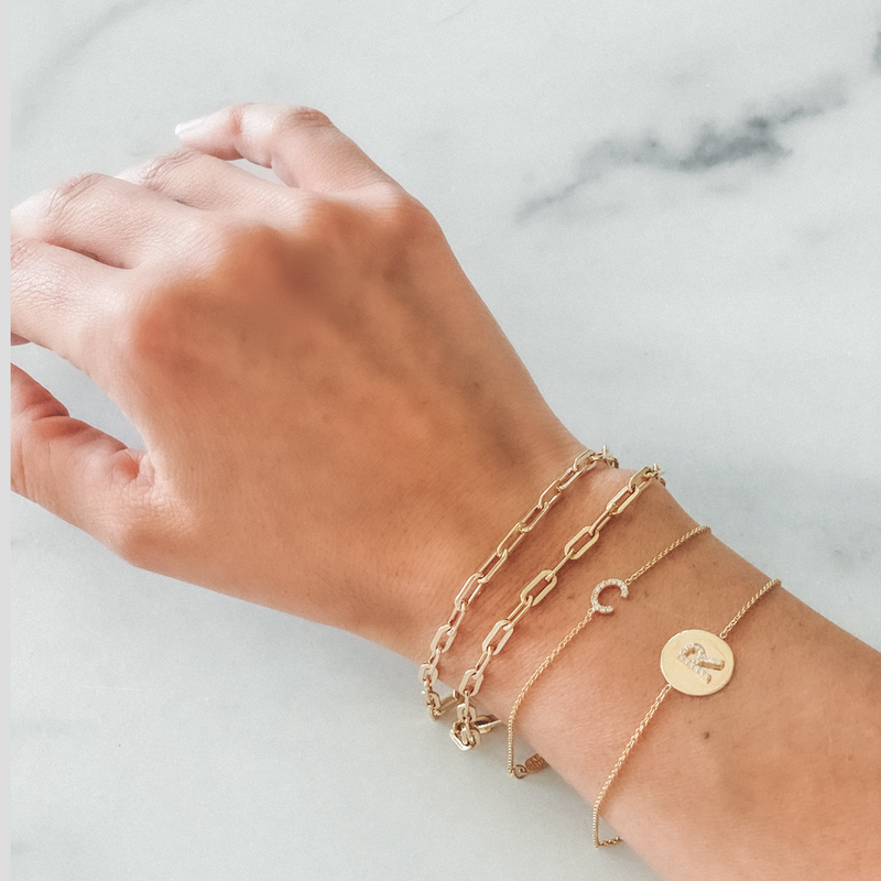 Initial discount chain bracelet