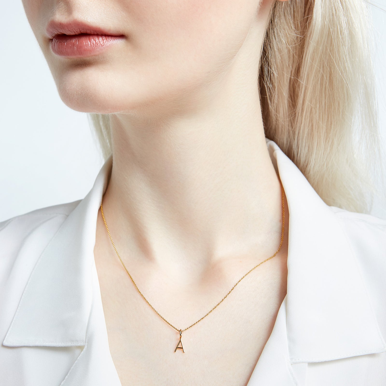 AMELIA MINI INITIAL BLOCK PENDANT