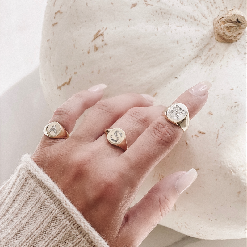 SARAH CHLOE PERSONALIZED LANA DIAMOND PINKY SIGNET RING